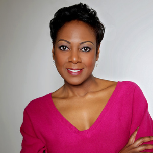 Nicole Elie Headshot